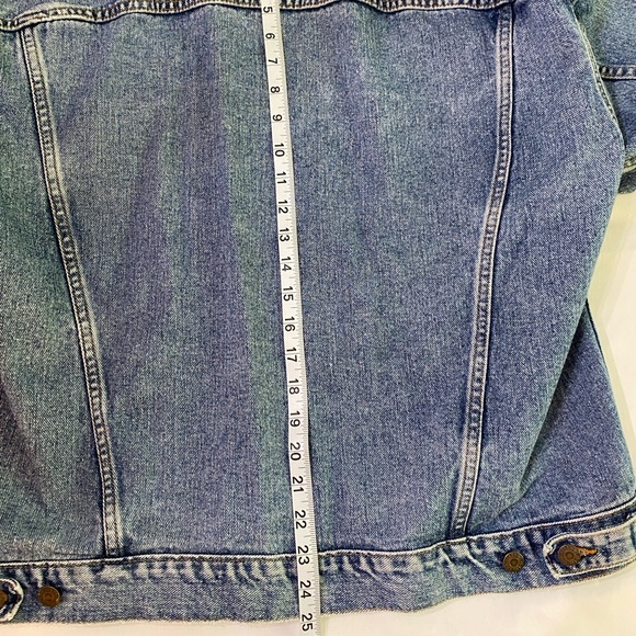 VINTAGE Levi’s Medium Wash Denim Thrashed Destroyed Grunge Trucker Jacket SZ XXL - Picture 6 of 15